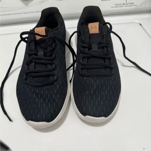 Under Armour Women’s Black and White Sneakers